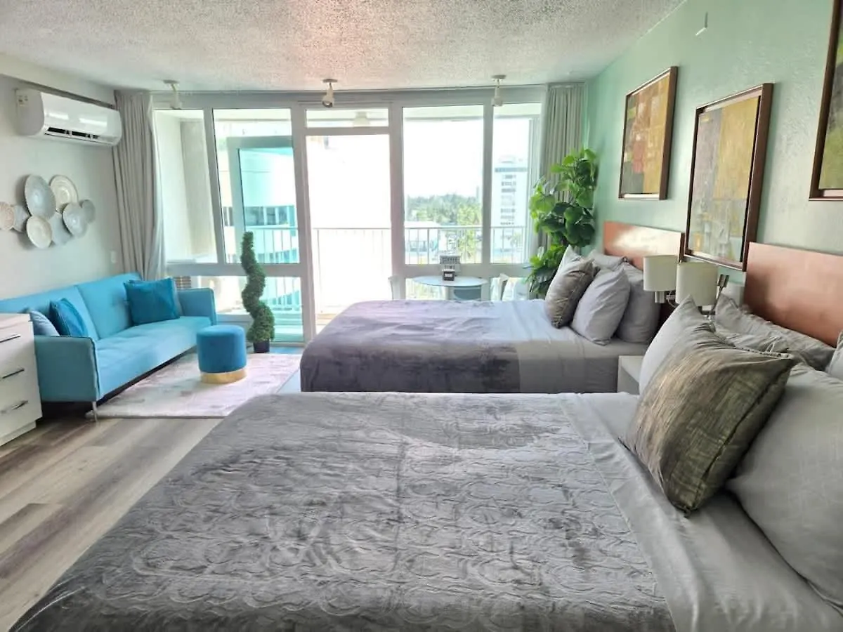 Steps From The Beach - Dining & Nightlife Nearby 圣胡安